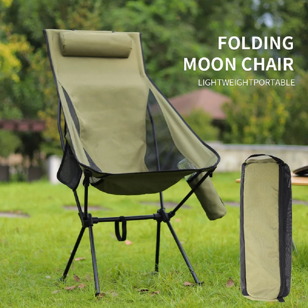 Silla de camping plegable portátil con reposacabezas.